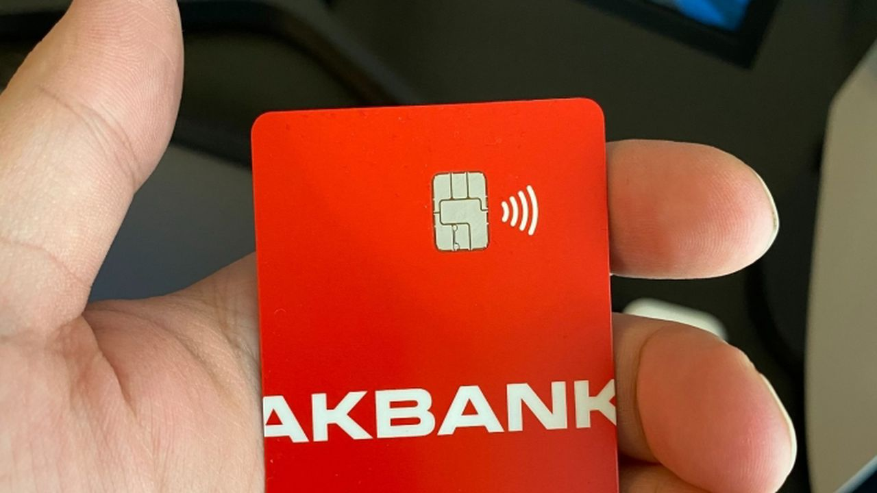 Akbank'tan bayram öncesi özel destek: 10.000 TL faizsiz kredi!