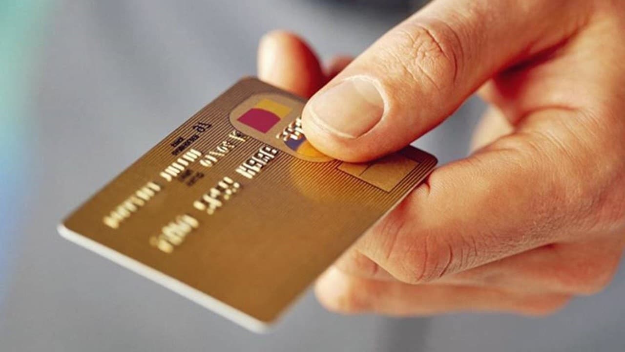 Kredi kartlarında yeni dönem başlıyor: Biyometrik kart hizmete sunuldu!