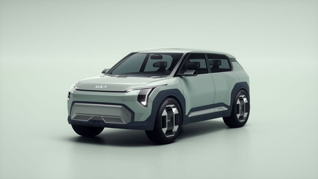 Kia'dan beklenen atılım: Uygun fiyatlı elektrikli SUV EV3 tanıtıldı!