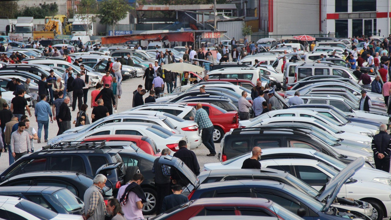 Araç alacaklar dikkat: Otomobil fiyatlarında o tarihte düşüş bekleniyor!