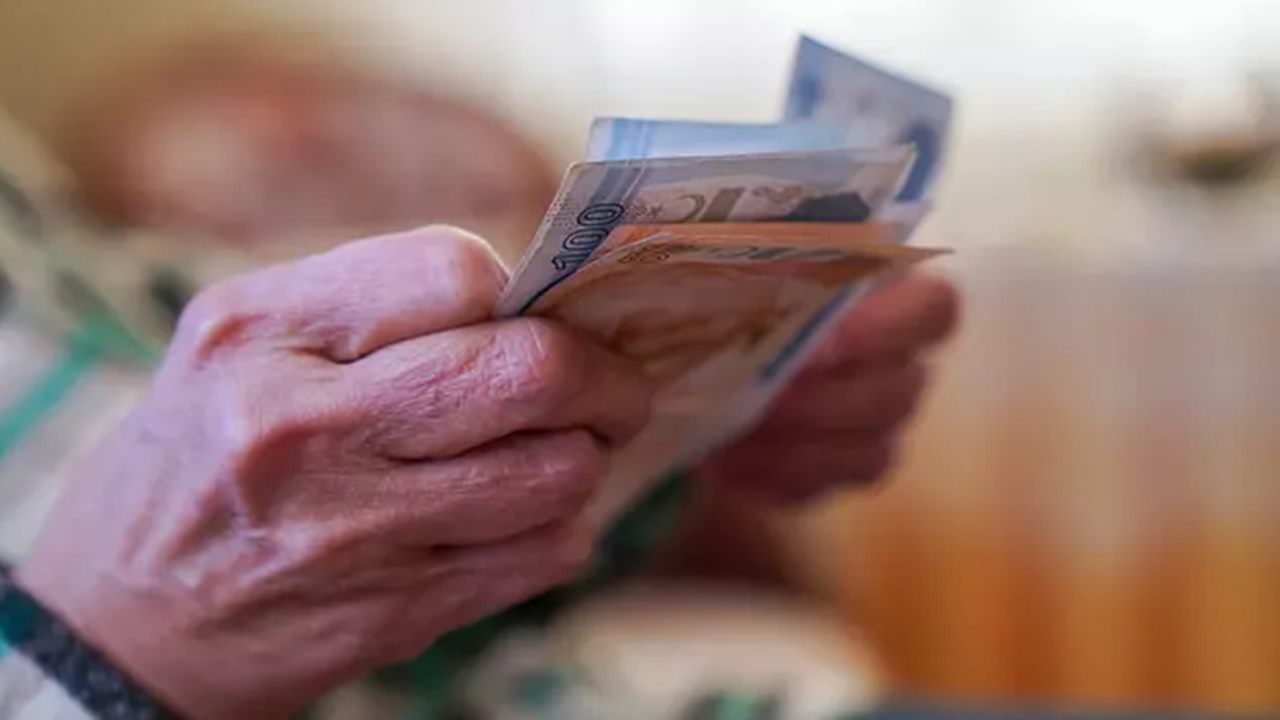 En düşük emekli maaşı ne kadar olacak? İşte konuşulan rakamlar