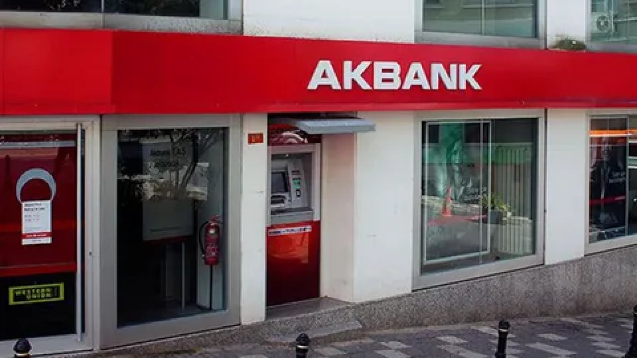 Akbank'tan dev fırsat: Kredi kartı başvurusuna ödeme imkânı!