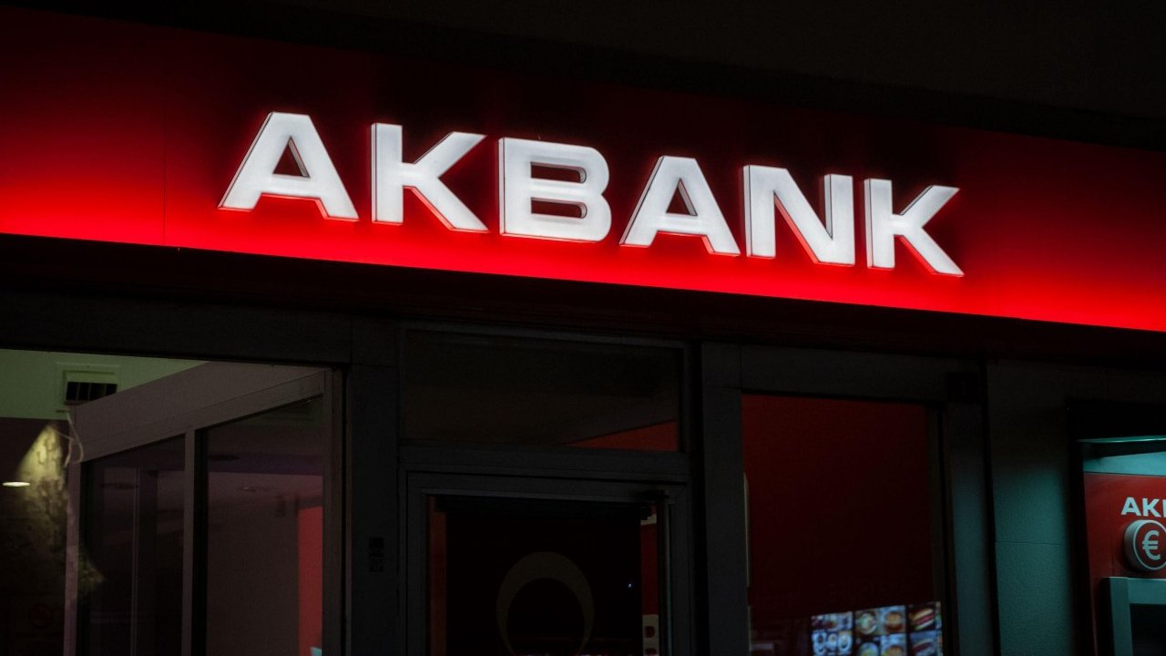 Akbank’tan KOBİ’lere 3 ay ödemesiz kredi fırsatı: Büyümek için büyük destek…