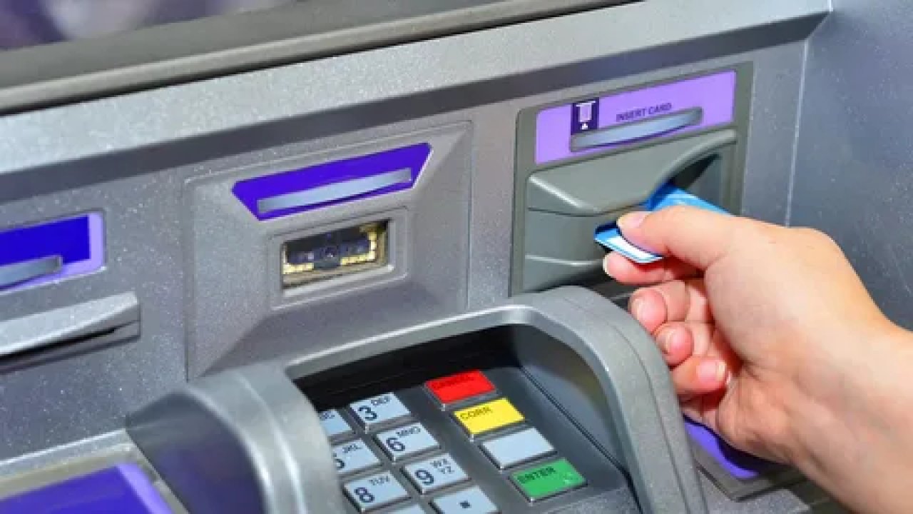 ATM kullanıcıları için yeni güvenlik önlemleri: 4 haneli şifreler değişiyor!