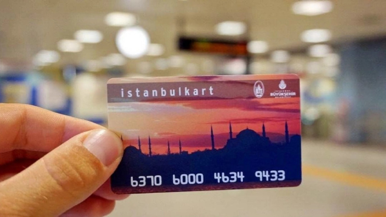 Üniversitelilere İstanbulkart Desteği Başladı! Üsküdar Belediyesi'nden 5.000 Öğrenciye Abonman Müjdesi