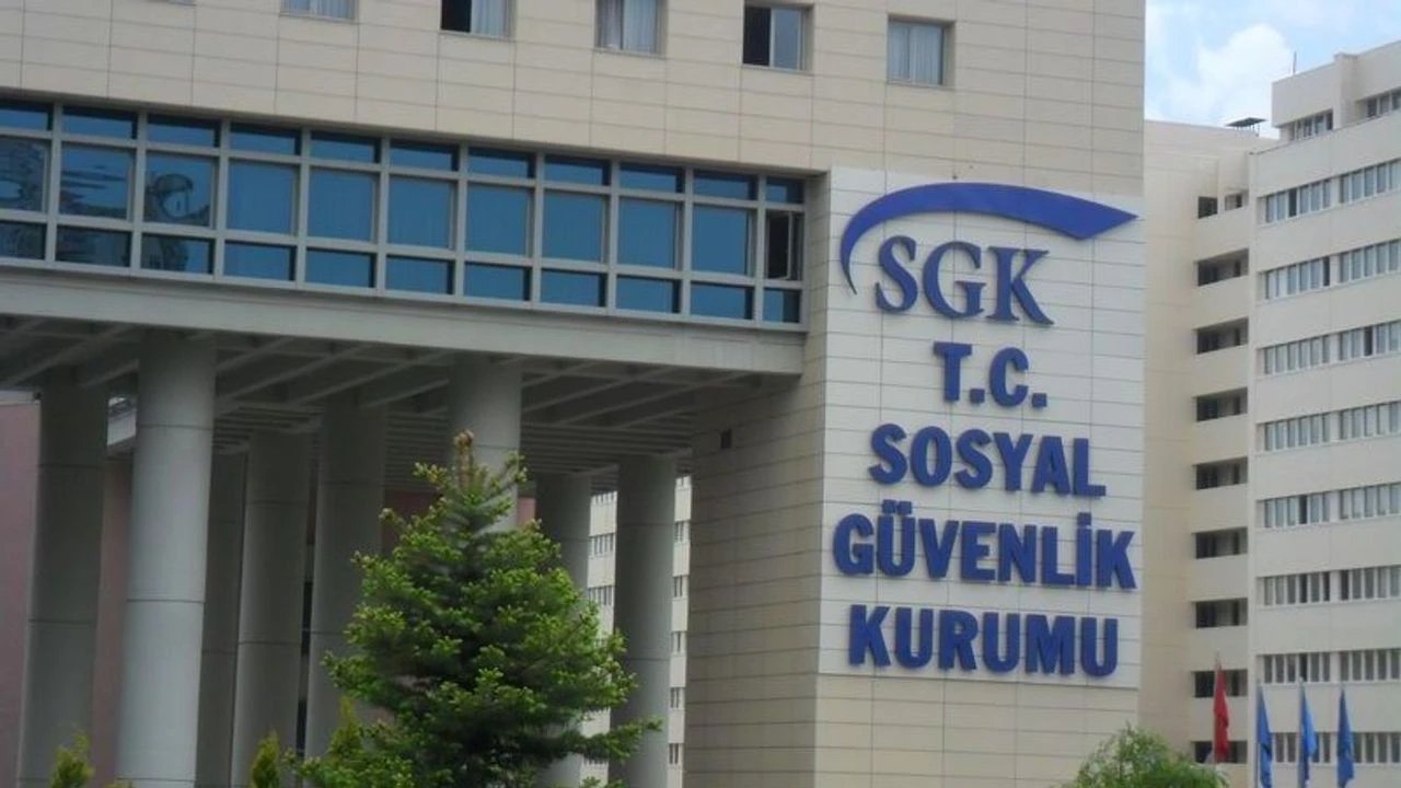 1800 günle erken emeklilik imkânı: SGK’dan yeni duyuru!